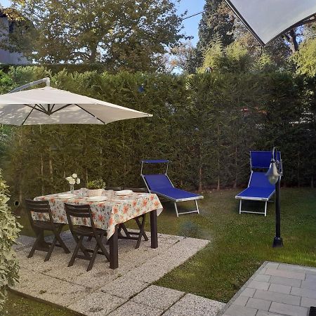 Bellagio Dreams Apt, Pool, With Private Garden, Near Lake Exteriér fotografie