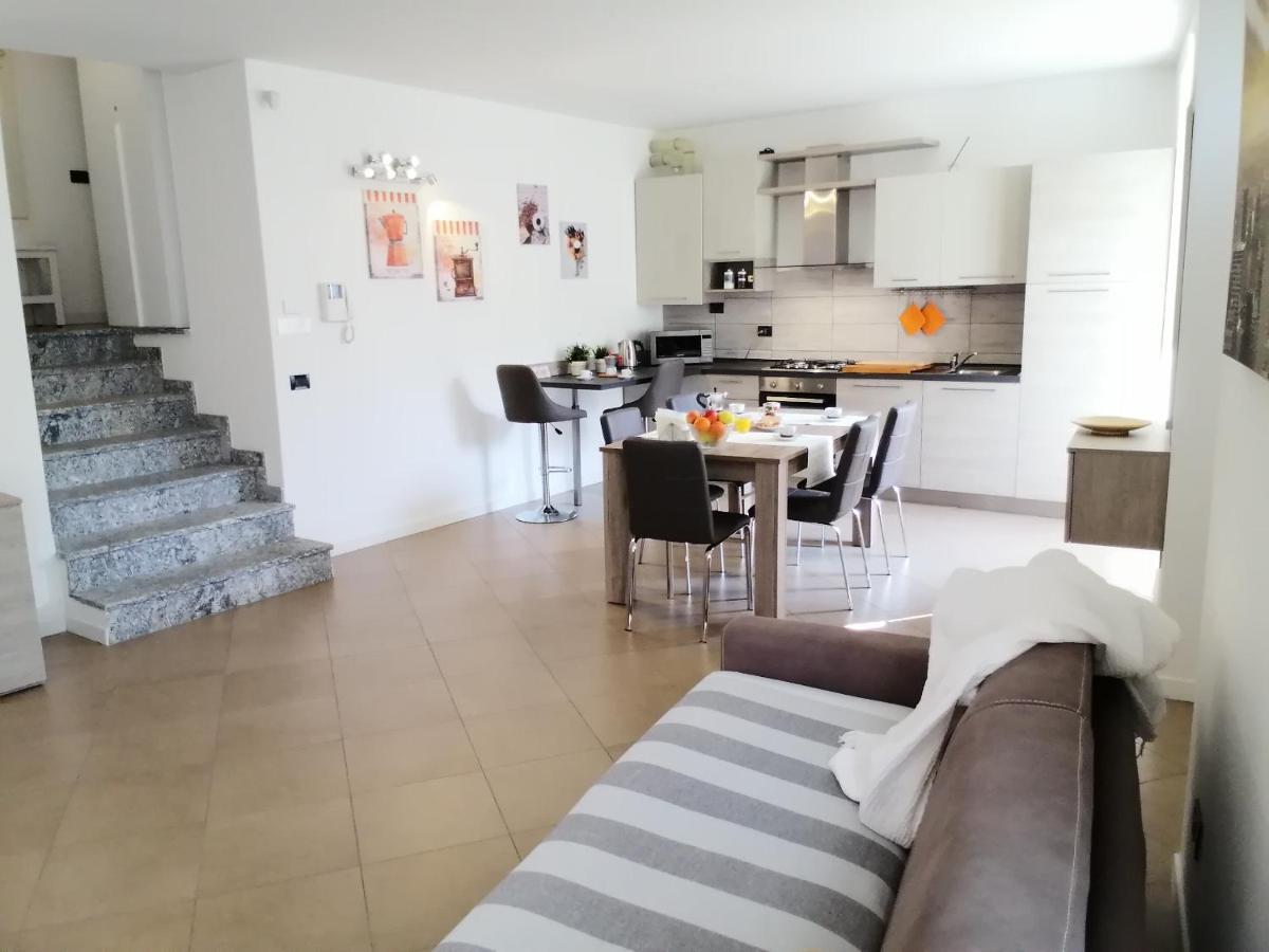 Bellagio Dreams Apt, Pool, With Private Garden, Near Lake Exteriér fotografie